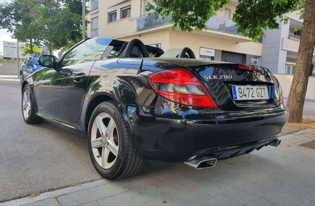 MERCEDES SLK CLASS (01/04/2011) - 